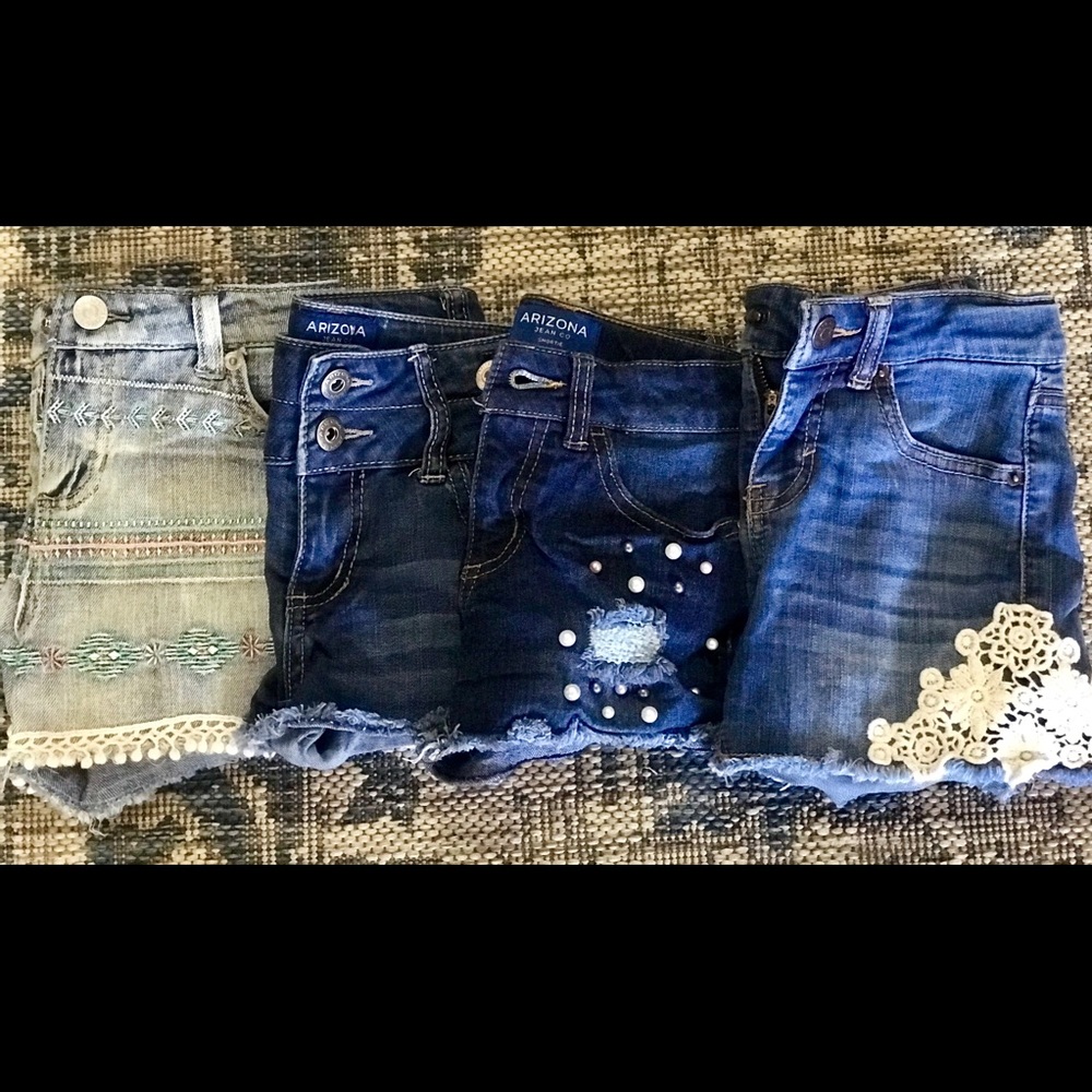 Little girls shorts lot size 6